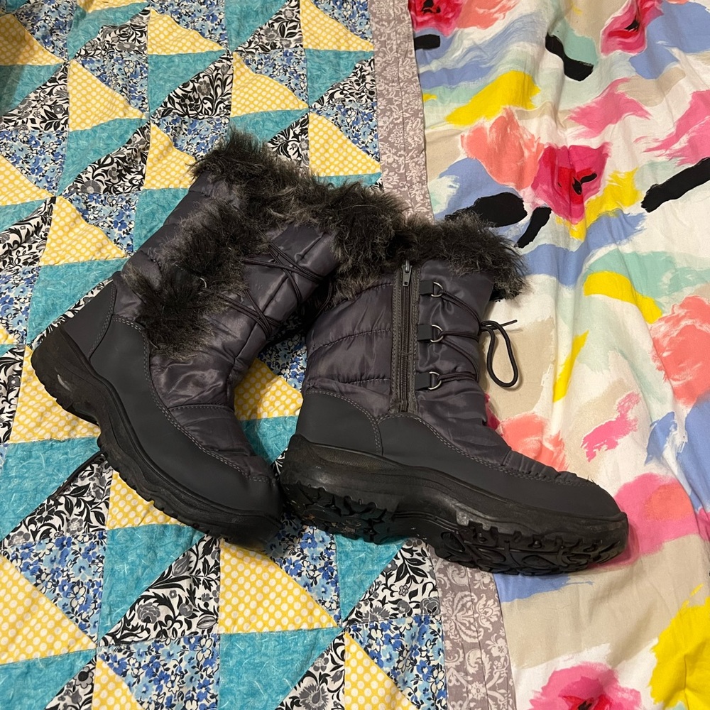 Snow Boots